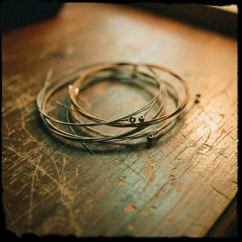i_strings